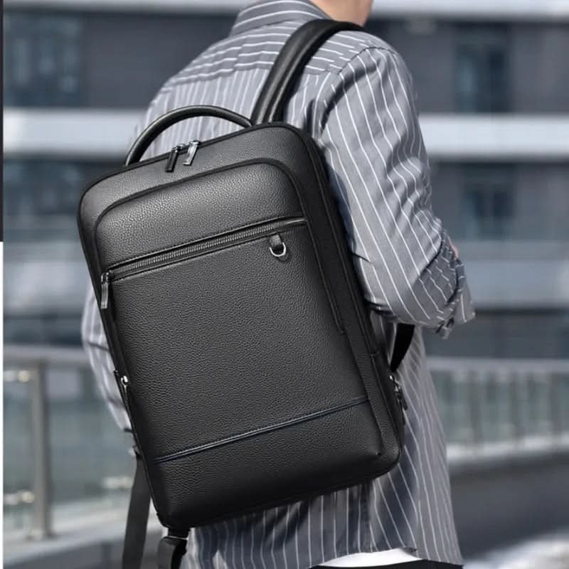 URBANVAULT – Mochila USB Inteligente para el Trabajo y la Movilidad Diaria