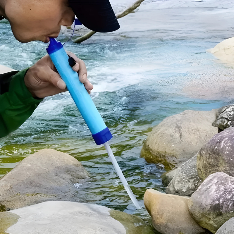 Purificador de Agua Portátil para Exteriores: Diseño Compacto y Eficiente