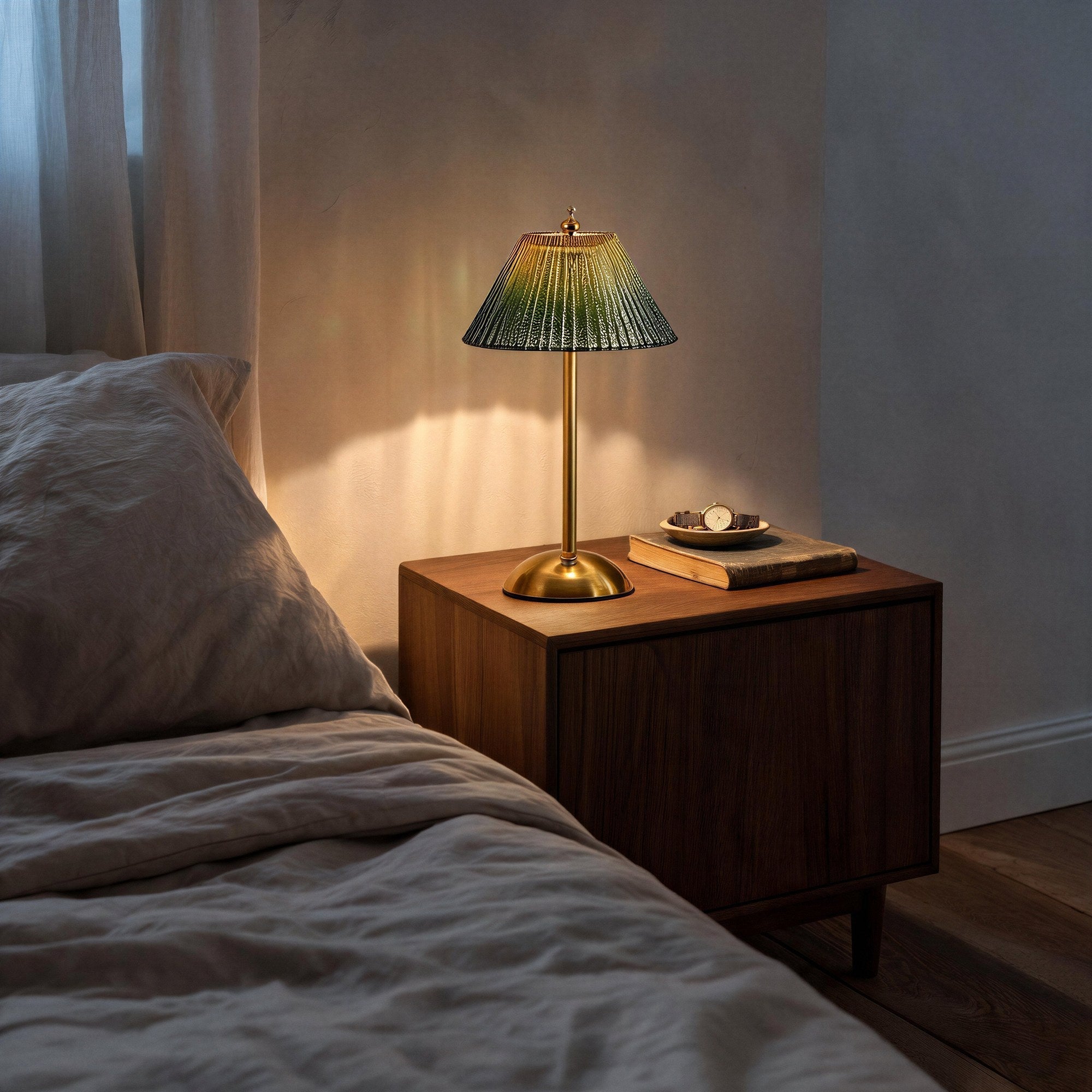 Lámpara de Mesa Inalámbrica de Vidrio con LED
