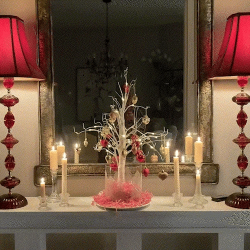 Árbol Decorativo LED con Colgantes en Forma de Corazón de Efecto Abeto