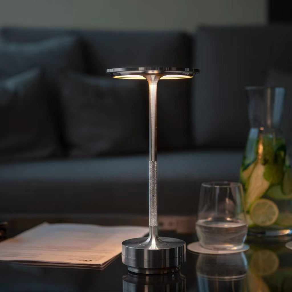 Lámpara Ambiental Portátil de Aluminio Diseño Industrial