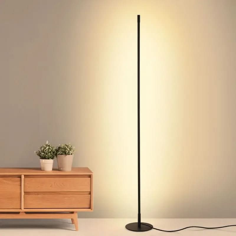 FLORGLOW Lámpara de Pie de Metal – Regulable y Elegante para Cualquier Sala de Estar