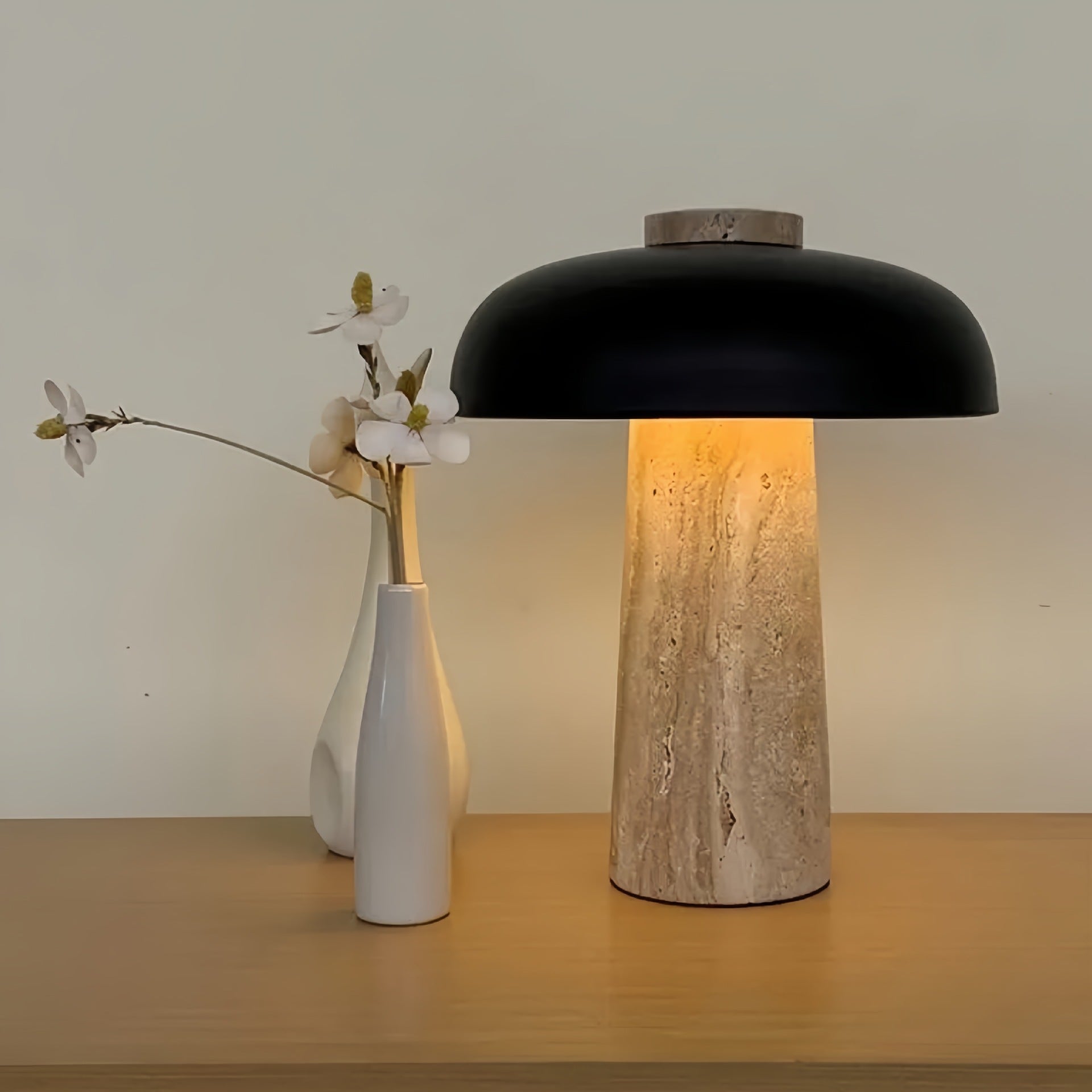 Lámpara de Mesa Portátil Diseño Hongo de Travertino