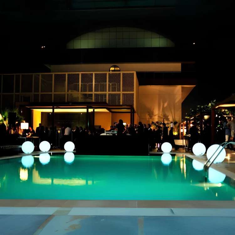 Luz de Jardín Esférica Iluminada Ecológica