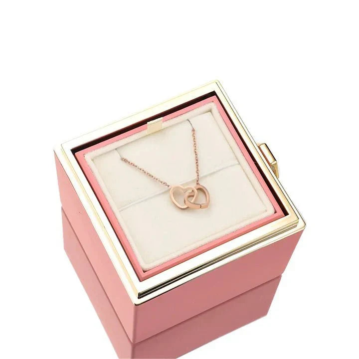 Caja de Rosa Eterna con Collar Personalizado para Damas