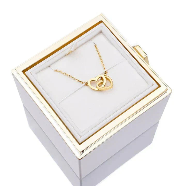 Caja de Rosa Eterna con Collar Personalizado para Damas