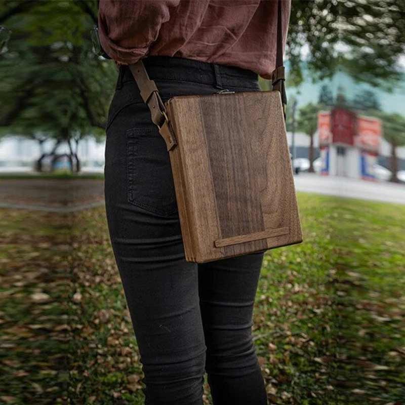 Caja Mensajera A5 de madera para escritores y artistas