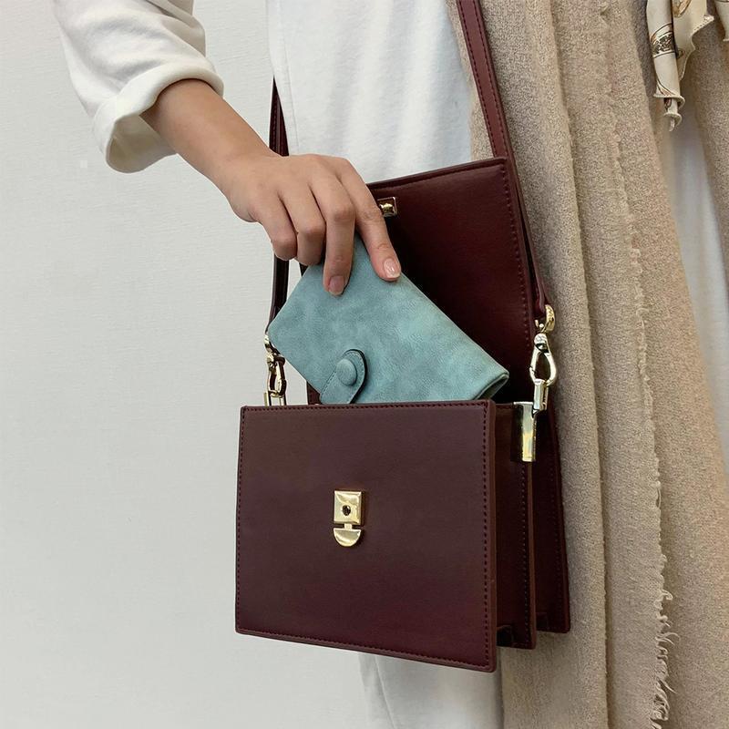 Elegante Cartera de Mujer con Grandes Funciones