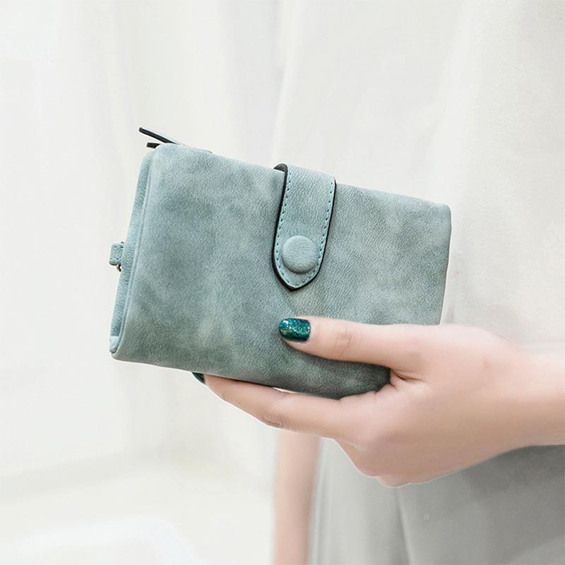 Elegante Cartera de Mujer con Grandes Funciones