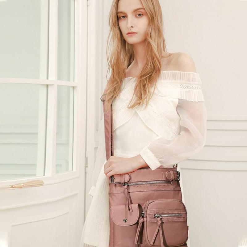 Bolso de Dama Impermeable con Amplias Opciones de Almacenamiento