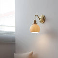 Lámpara de Pared de Latón y Cerámica - Diseño Elegante