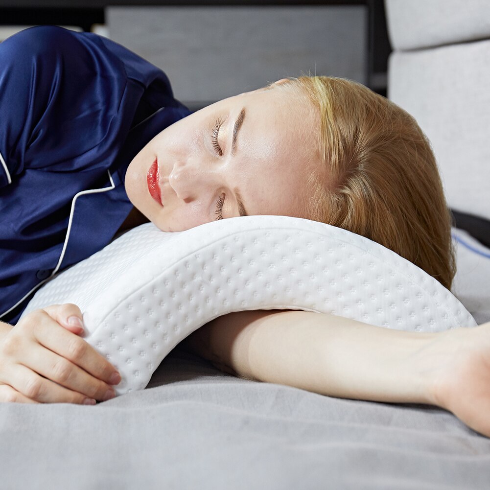 Almohada de Espuma Viscoelástica Ergonómica para un Sueño Cómodo