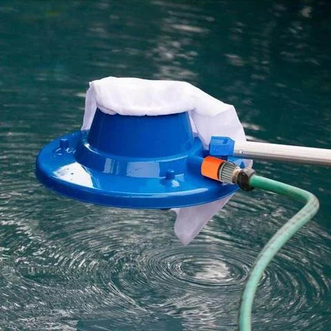 Aspiradora de Hojas para Piscinas Grandes | Succión Potente, Fácil Maniobrabilidad & Ideal para Piscinas Enterradas y Sobre el Suelo
