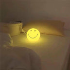 Lámpara de Mesa LED Sonriente Amarilla - Decoración para Habitaciones Infantiles Regulable