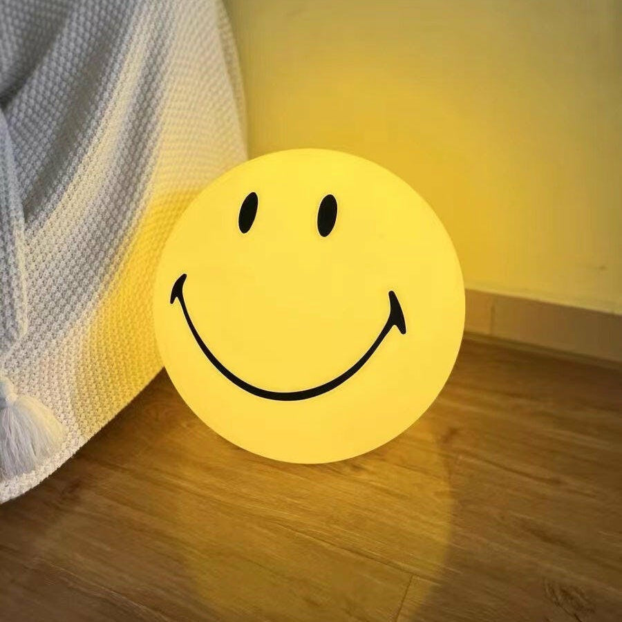 Lámpara de Mesa LED Sonriente Amarilla - Decoración para Habitaciones Infantiles Regulable