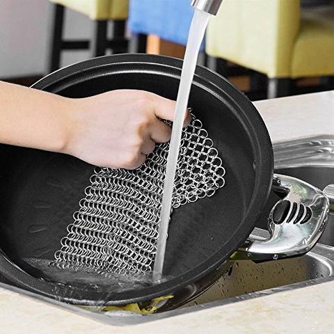 Limpiador de Hierro Fundido en Acero Inoxidable para Cocina