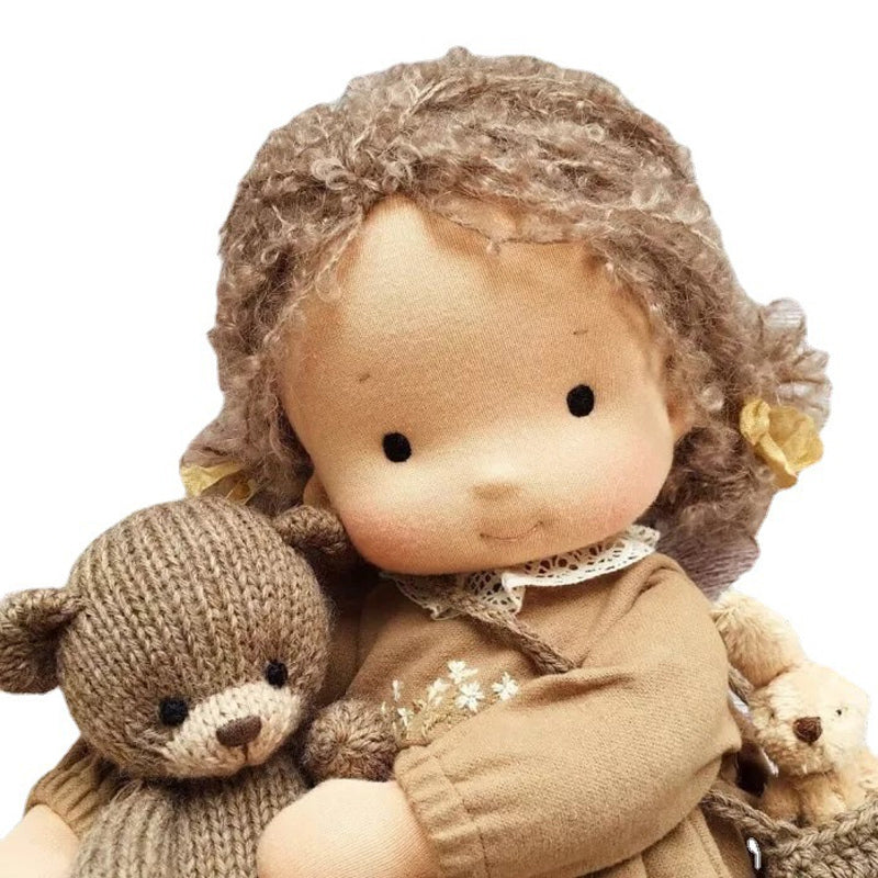 Muñeca Waldorf hecha a mano - Algodón Orgánico | Diseño de Lunares