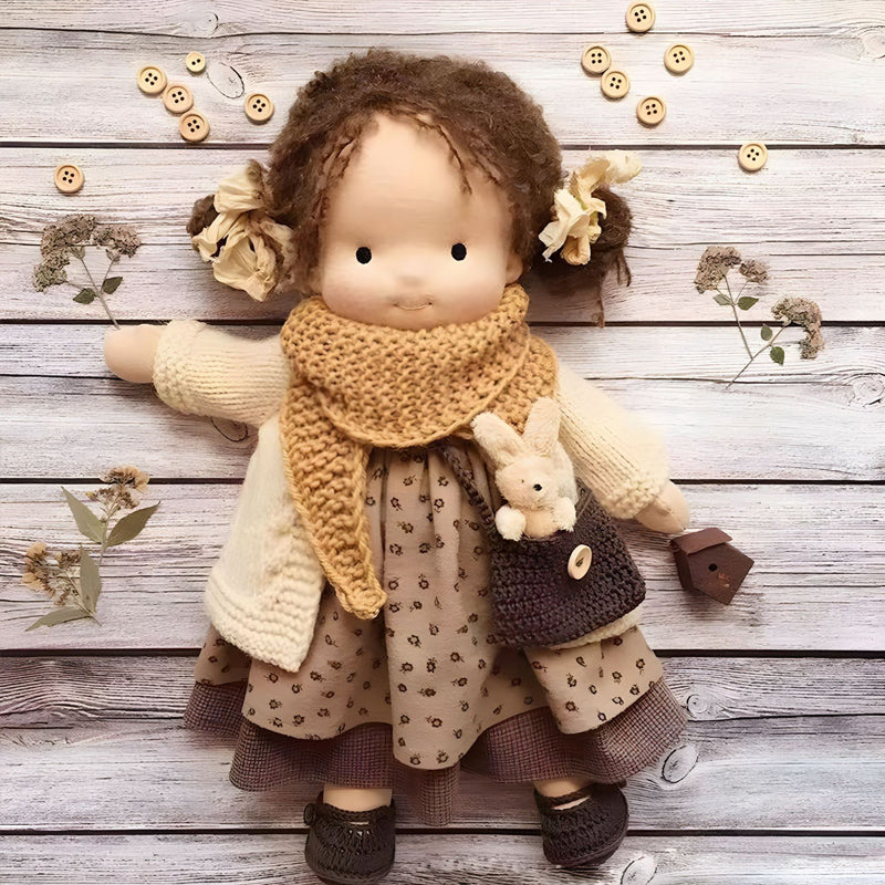 Muñeca Waldorf hecha a mano - Algodón Orgánico | Diseño de Lunares
