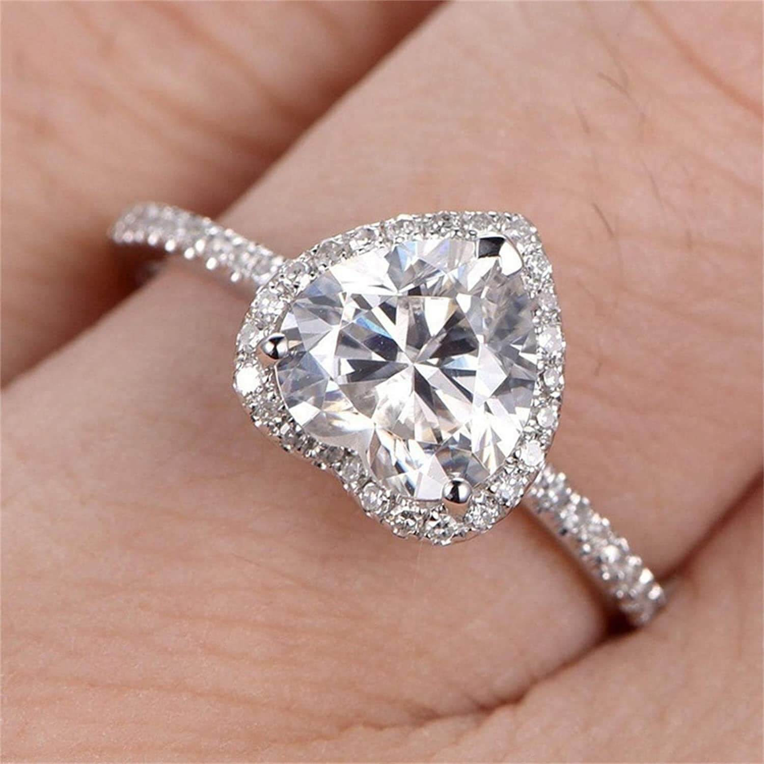 Anillo de Zirconia Cúbica en Forma de Corazón