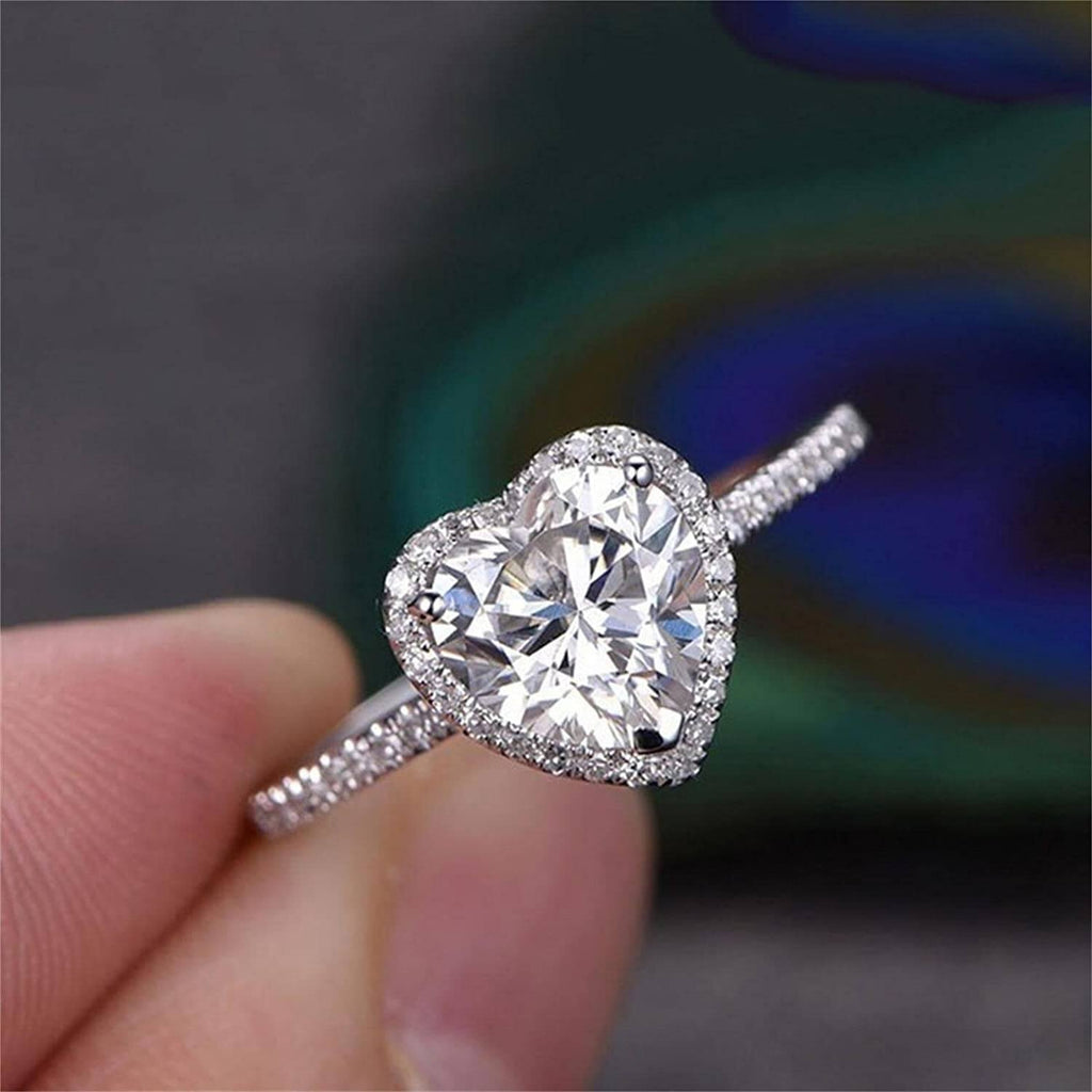 Anillo de Zirconia Cúbica en Forma de Corazón