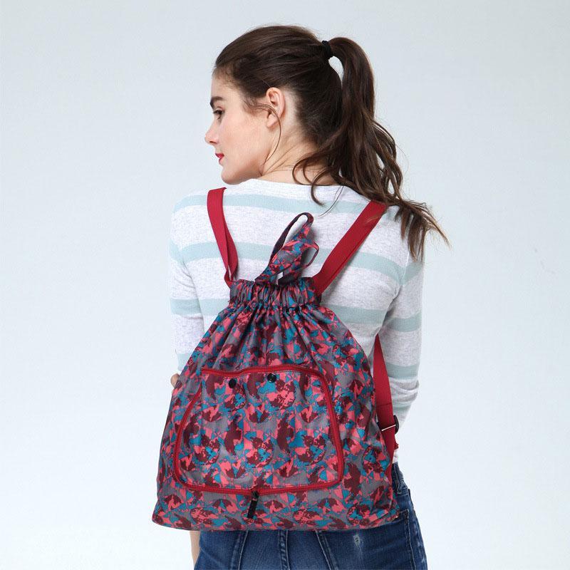 Mochila Unisex Plegable con Cierre de Cuerda y Superficie Impermeable