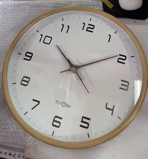 Reloj de Pared de Madera Minimalista