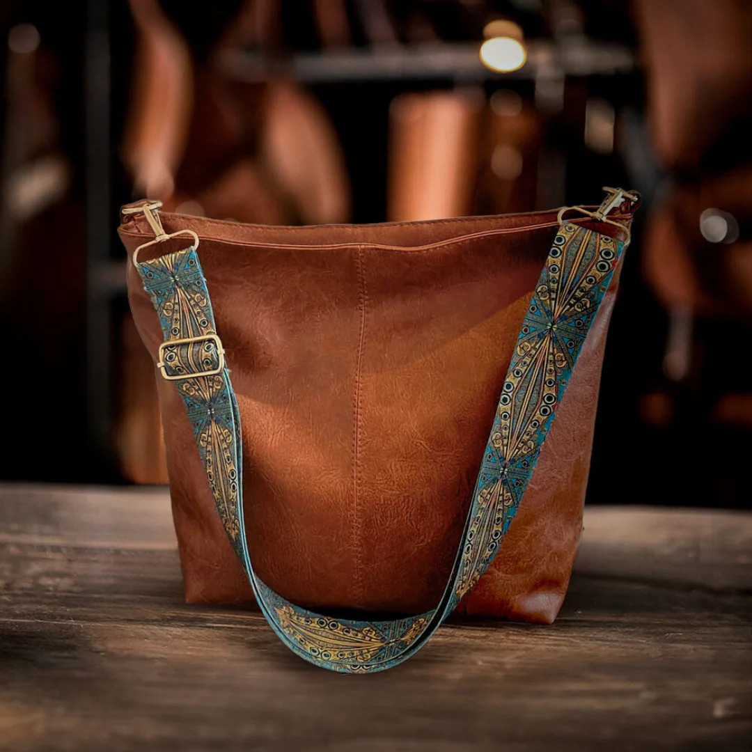Bolso de cuero elegante y práctico