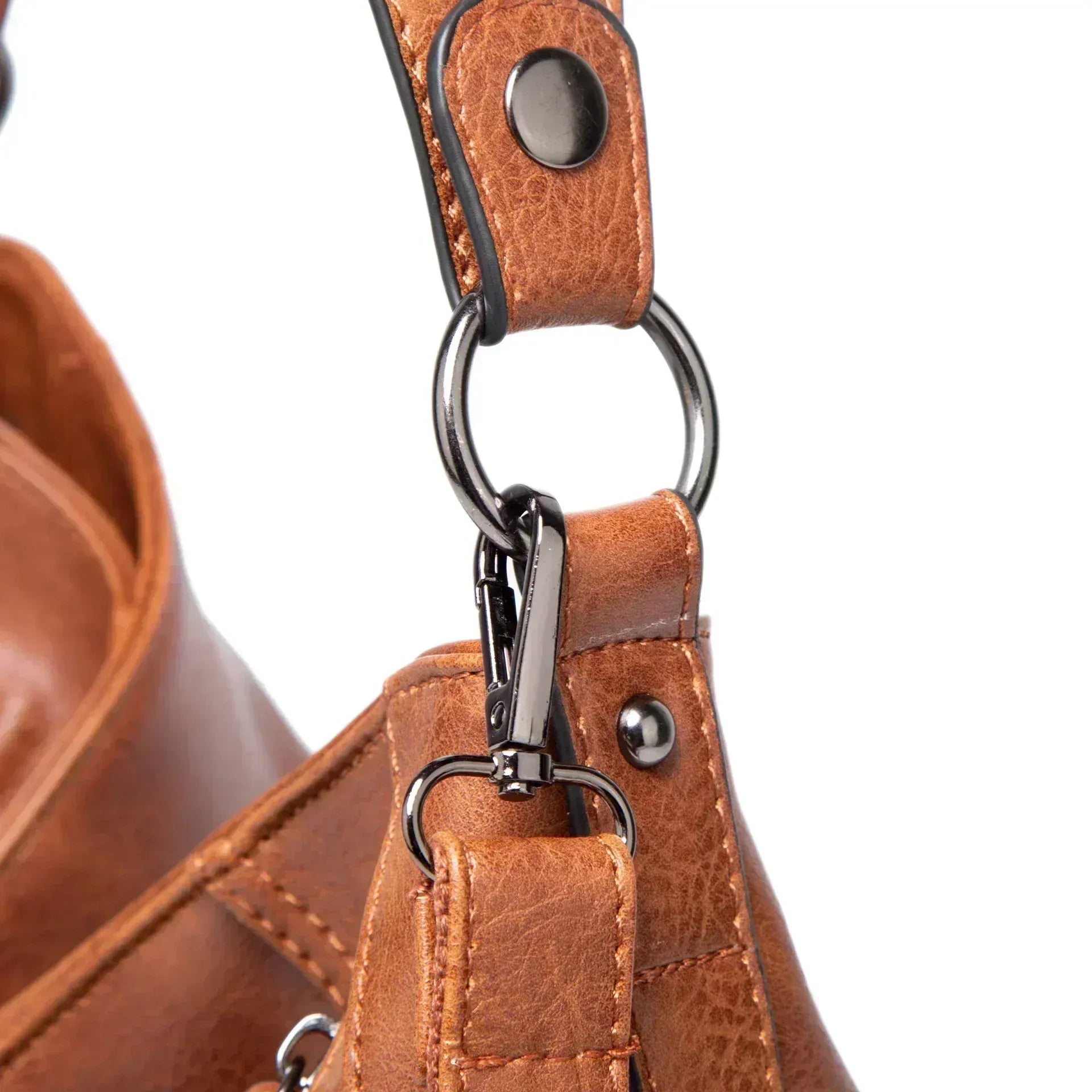 Bolso de cuero elegante y práctico