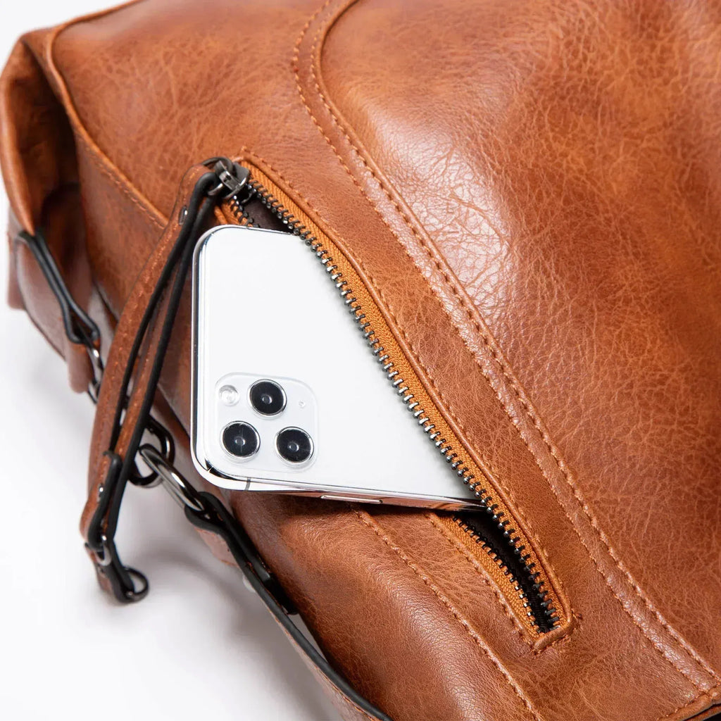 Bolso de cuero elegante y práctico