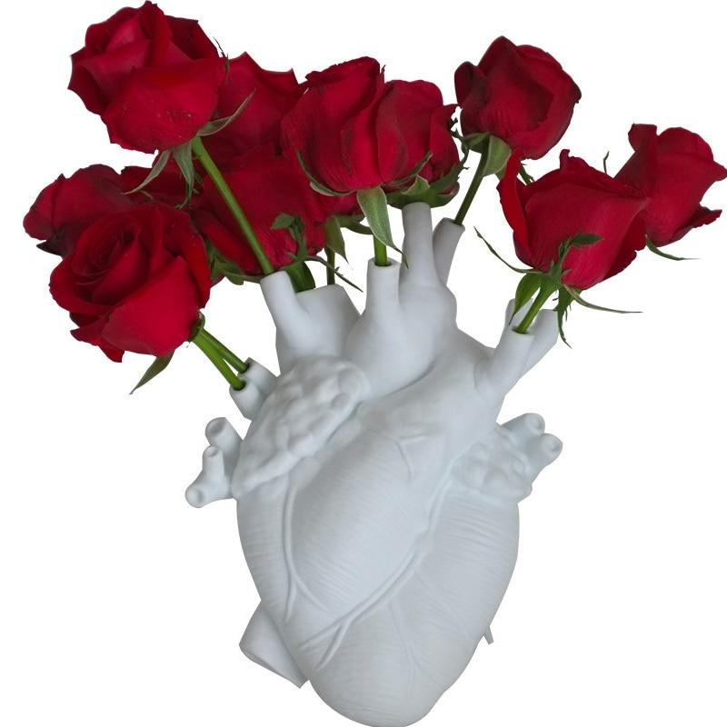 Jarrón en Forma de Corazón Creativo – Artístico y Elegante para Cualquier Interior