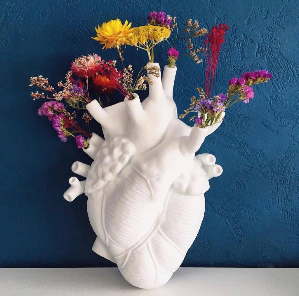Jarrón en Forma de Corazón Creativo – Artístico y Elegante para Cualquier Interior