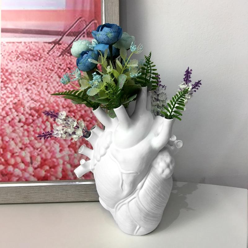 Jarrón en Forma de Corazón Creativo – Artístico y Elegante para Cualquier Interior