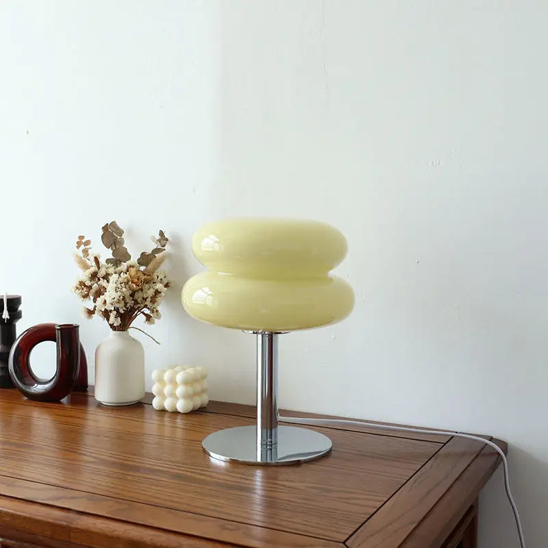Lámpara de Mesa Bauhaus Italiana – Diseño Elegante y Moderno
