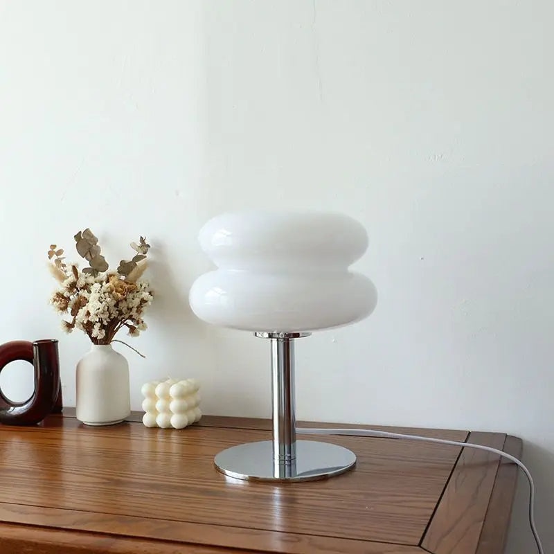 Lámpara de Mesa Bauhaus Italiana – Diseño Elegante y Moderno