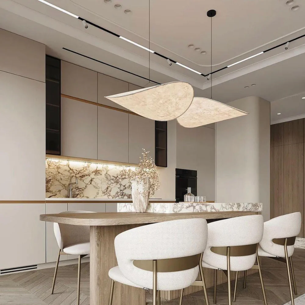 Chandelier Hecho a Mano de Seda Japonesa con Diseño Elegante
