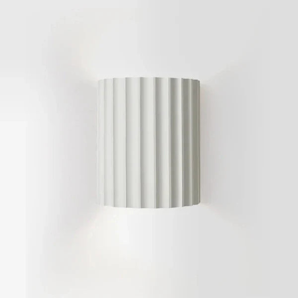 LuxaLicht - Lámparas de pared modernas de resina para espacios contemporáneos