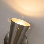 Brassica | Aplique de pared en forma de cono doble