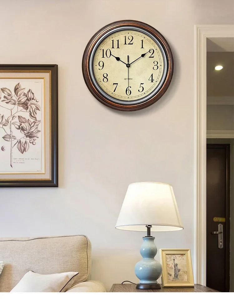 Kalsten | Reloj de pared WoodLuxe clásico – reloj decorativo de madera silencioso de 30 cm
