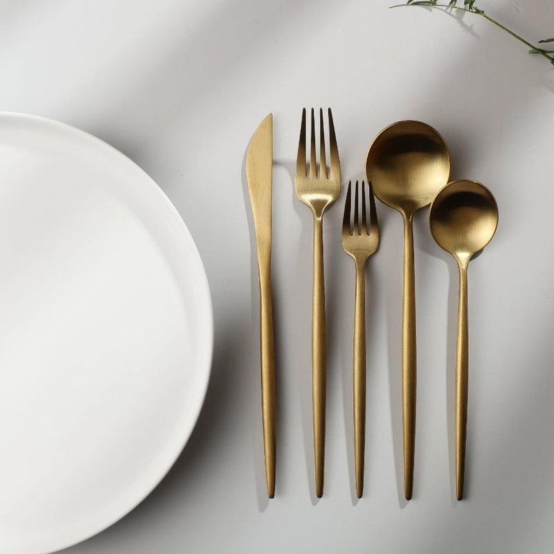 Set de Cubiertos Minimalista - PureSet | Diseño Luxe y Atemporal