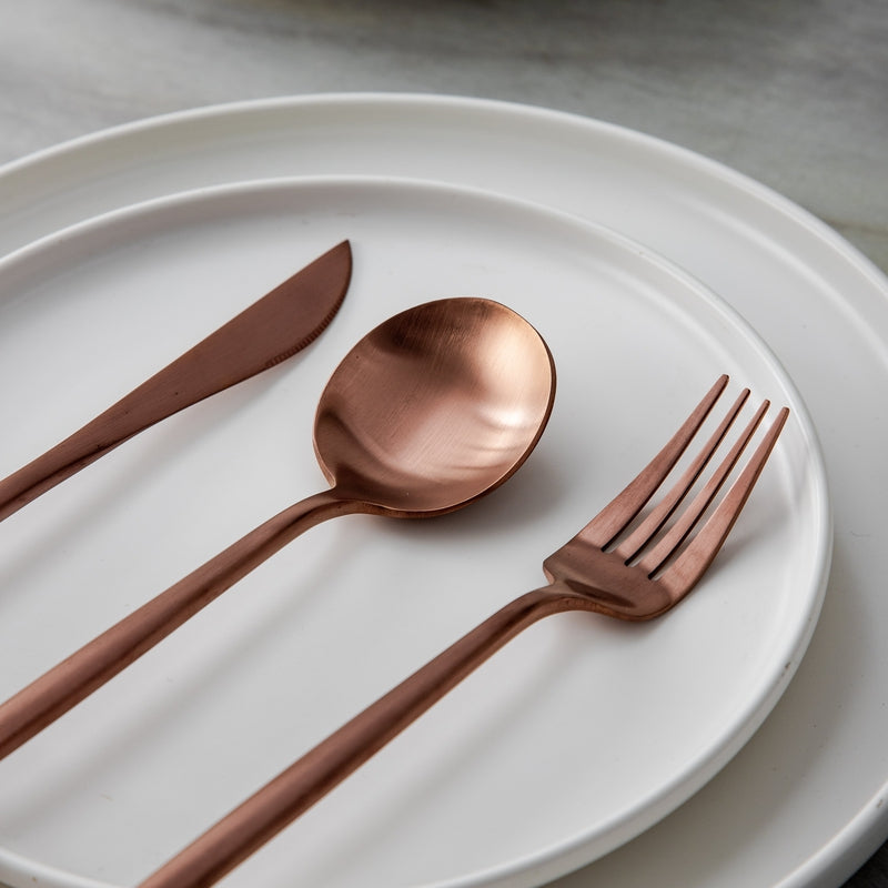 Set de Cubiertos Minimalista - PureSet | Diseño Luxe y Atemporal