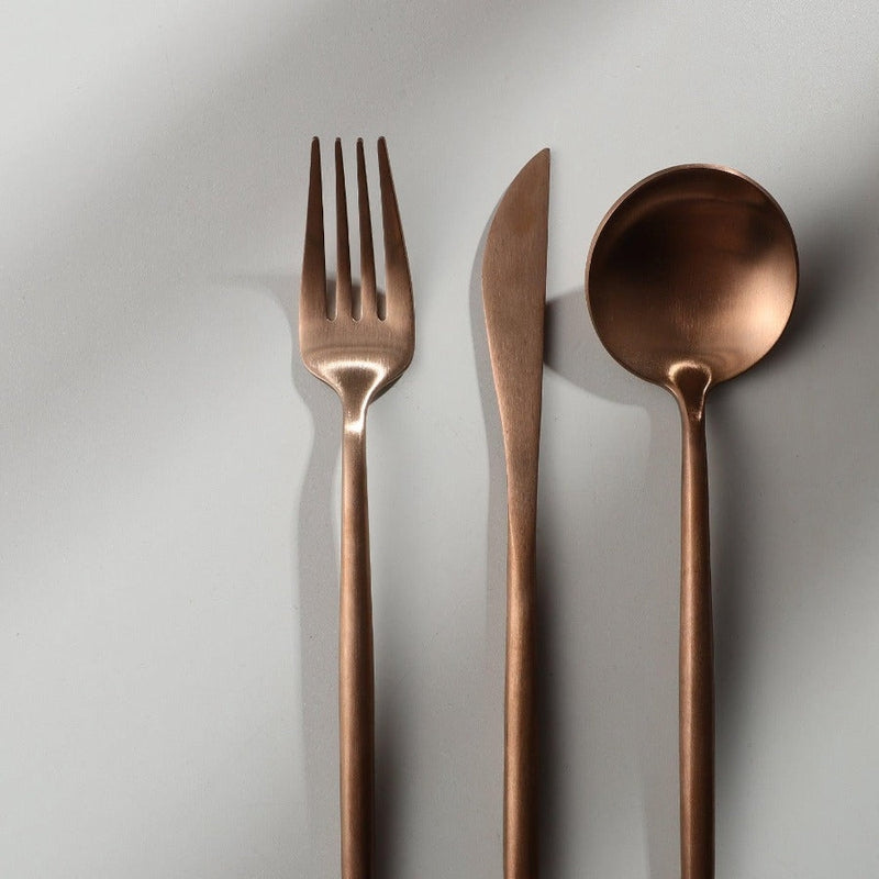 Set de Cubiertos Minimalista - PureSet | Diseño Luxe y Atemporal