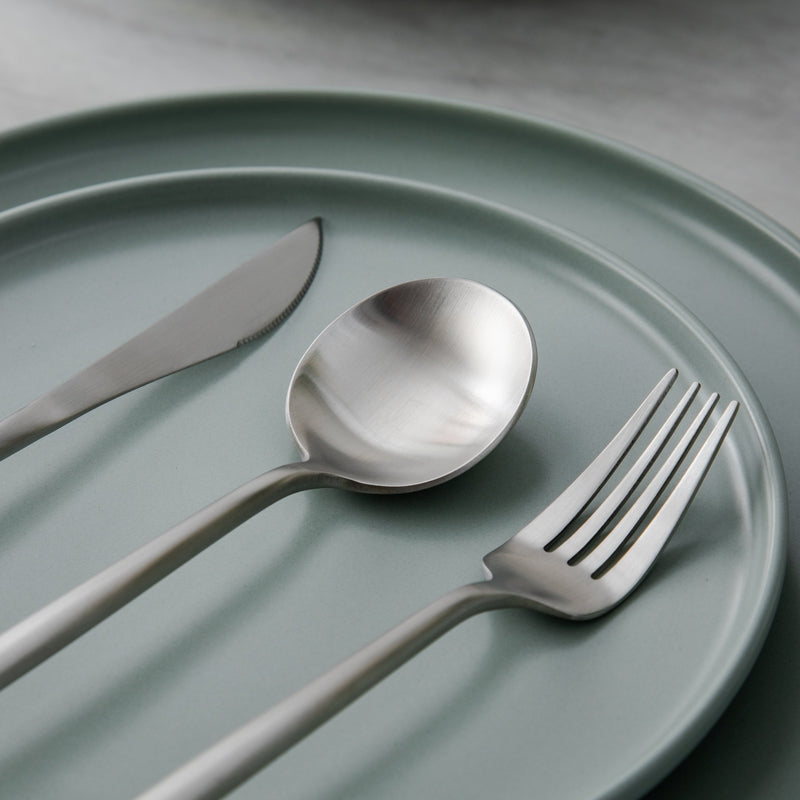 Set de Cubiertos Minimalista - PureSet | Diseño Luxe y Atemporal