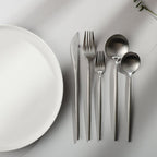 Set de Cubiertos Minimalista - PureSet | Diseño Luxe y Atemporal