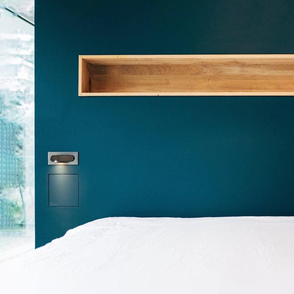 Lámpara de Lectura LED Moderna Ajustable de Noche - Acabados Variados