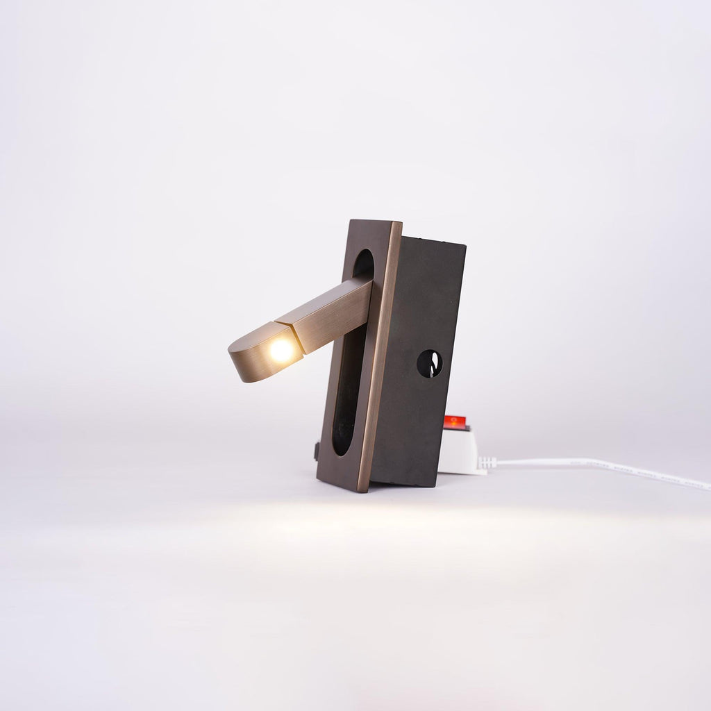 Lámpara de Lectura LED Moderna Ajustable de Noche - Acabados Variados