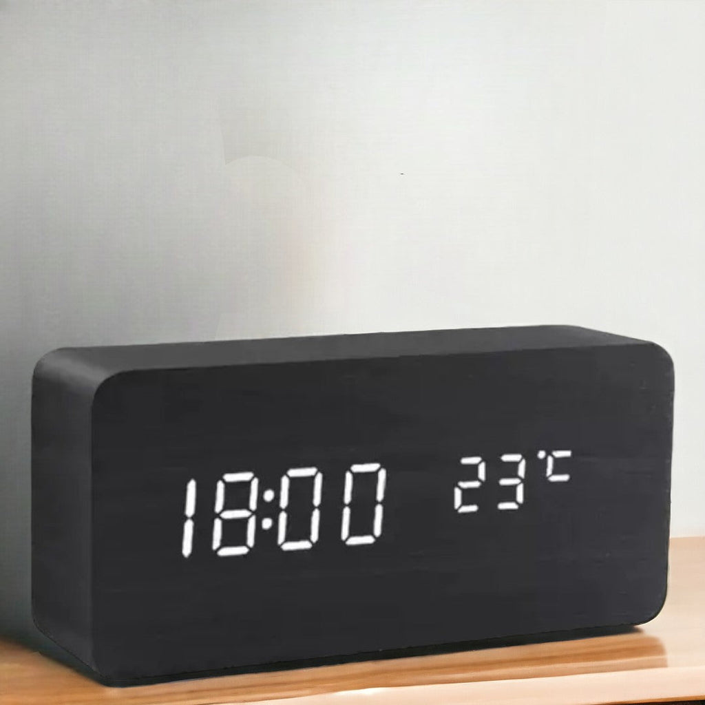 Despertador Digital Moderno con Pantalla LED de Aspecto de Madera y Control por Voz
