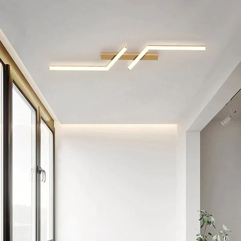 Moderna Lámpara de Techo LED con Diseño Lineal Elegante para Iluminación Estilosa