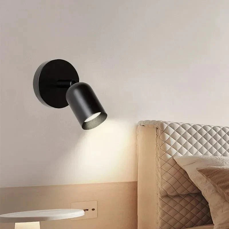 NordicGlow – Lámpara de pared con cabezal giratorio y opciones de color ajustables