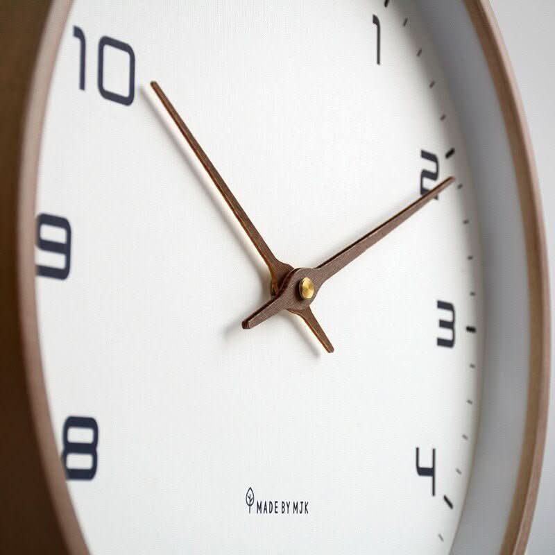 Reloj de Pared de Madera NordischeZeit – Diseño Escandinavo Silencioso para Espacios Habitables Tranquilos