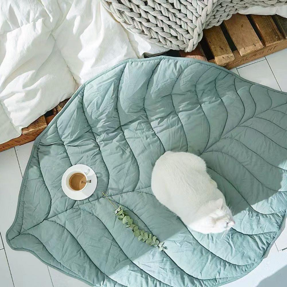 Nordisk Alfombra en Forma de Hoja para el Hogar – Suave y Decorativa